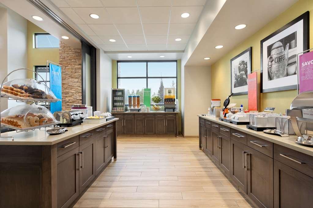 Hampton Inn & Suites スノコルミー レストラン 写真